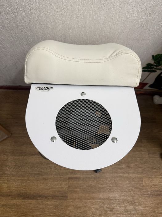 Продам вытяжку б/у