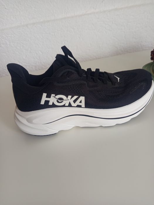 Дамски маратонки HOKA
