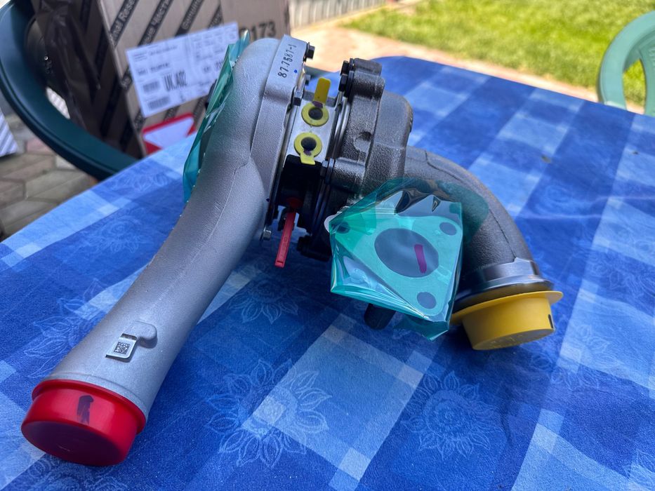 Vând diferite piese noi de Iveco și Fiat ducați, 2