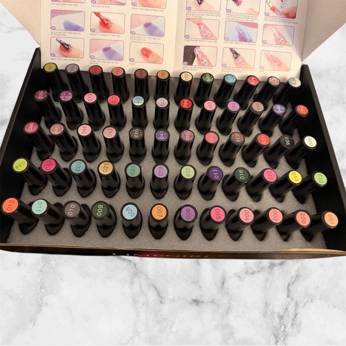 Комплект от 60 броя гел лак маникюр