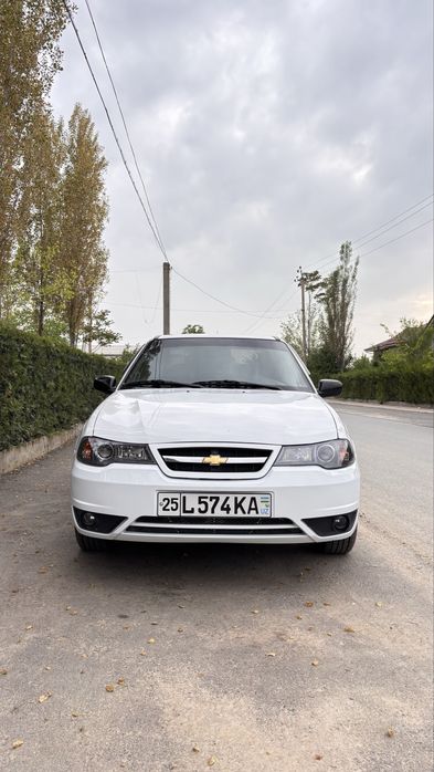 Nexia 2  1.6 avtomobili