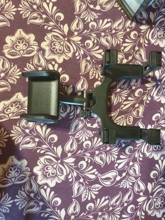 Крепление для телефона к зеркалу