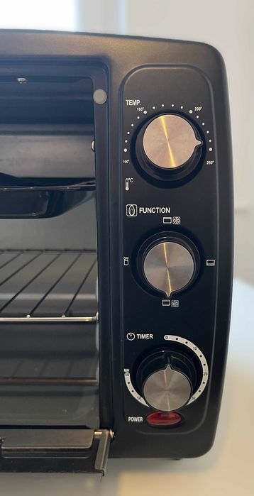 Cuptor electric cu convectie Myria MY4029, 20l, 1380W, negru-argintiu