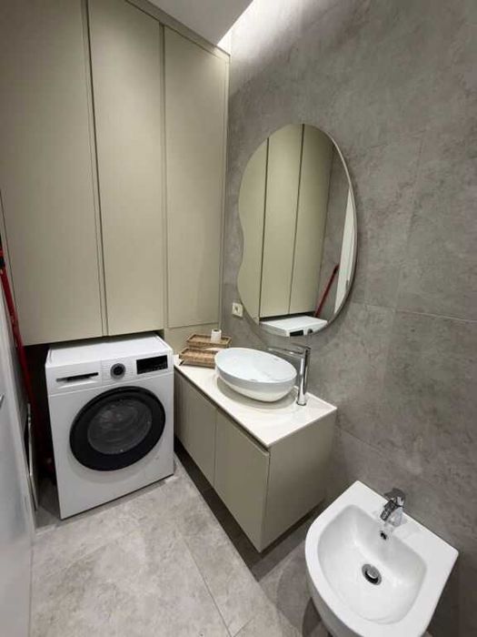 Продава се Тристаен апартамент в София, Малинова долина - 109 кв.м за 1386 €/кв.м - Снимка #2