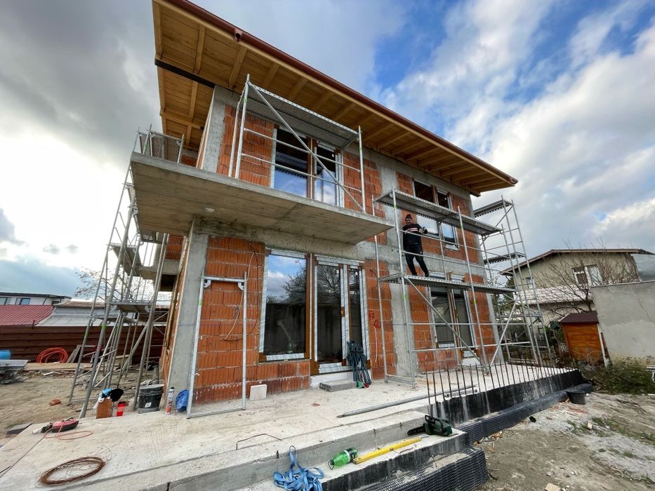 acoperișuri și reparații de urgență