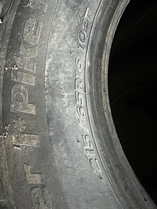 Продам шины 215/ 65 R16