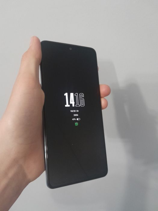 Продам рэдми нот 10 про телефон
