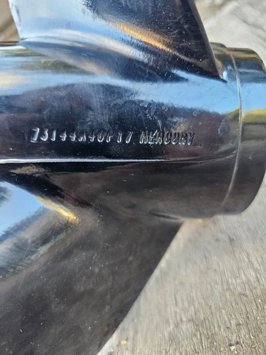 Продам винт Меркурий 60 л/с