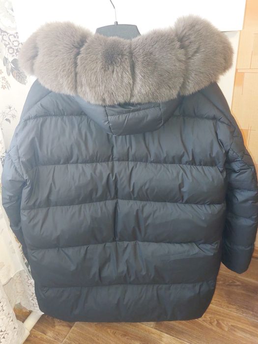 Продаю куртку , не подошёл размер!