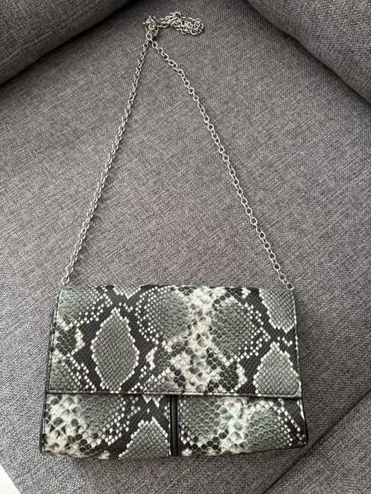 Малка чанта в змийски принт
