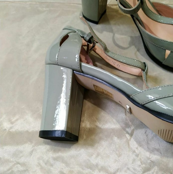 Туфли лаковая кожа Italy