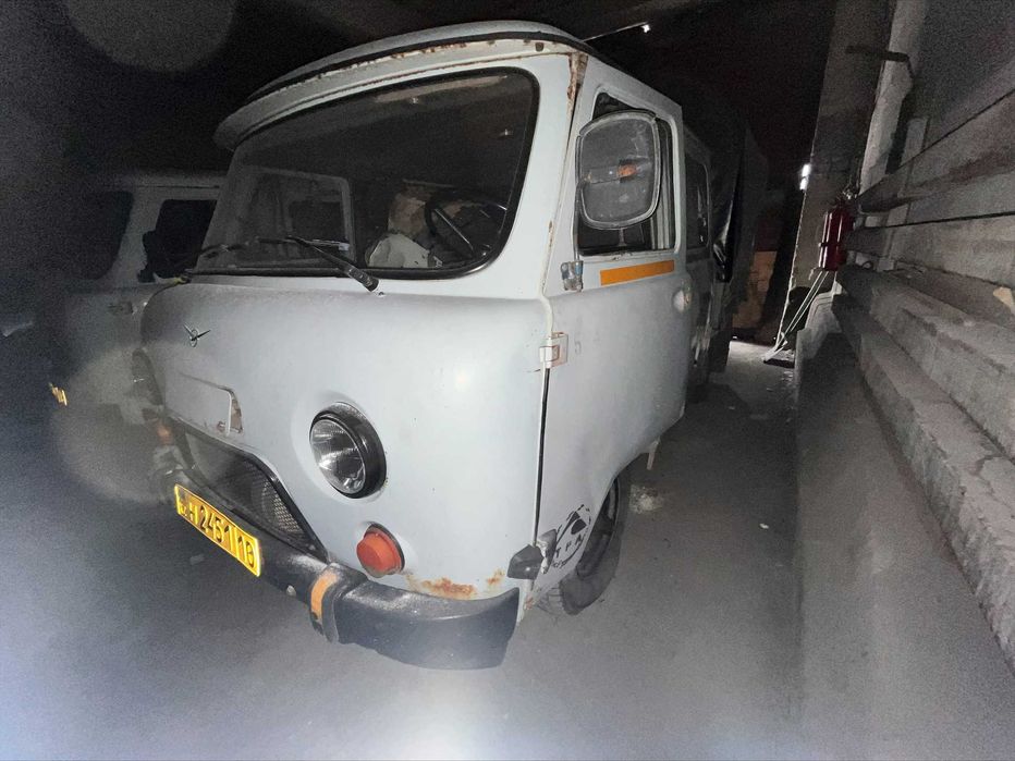 Автомобиль УАЗ 39094