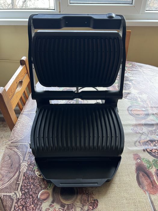 Грил Tefal OptiGrill+ – автоматичен смарт грил, отлично състояние