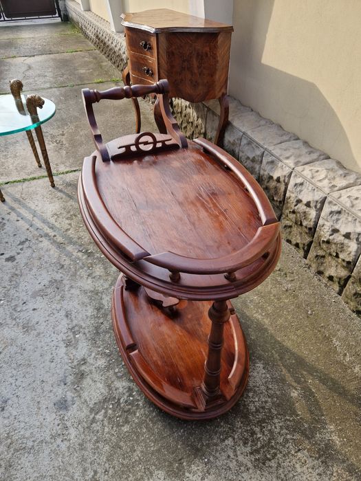 Страхотна антикварна белгийска дървена количка за сервиране