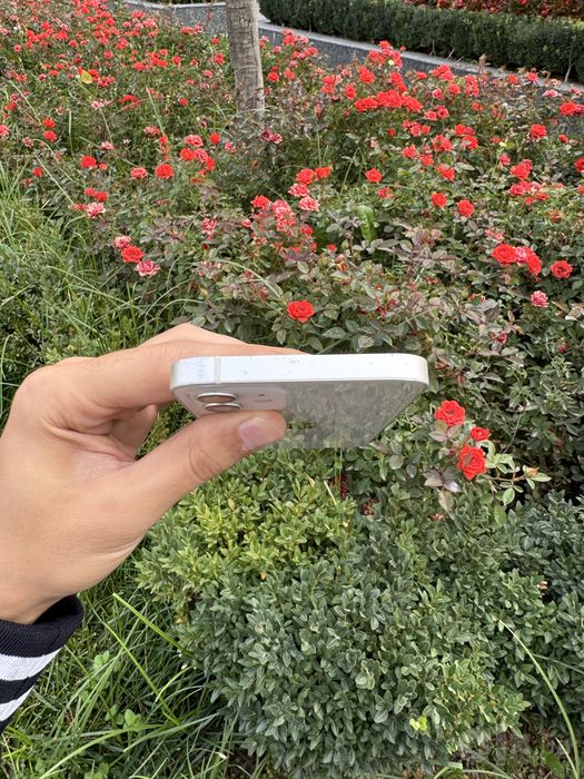 Iphone 12 64gb ideal
