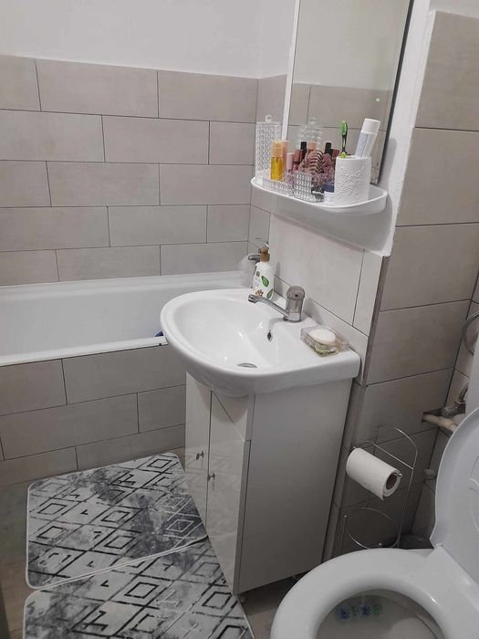 Garsoniera de inchiriat