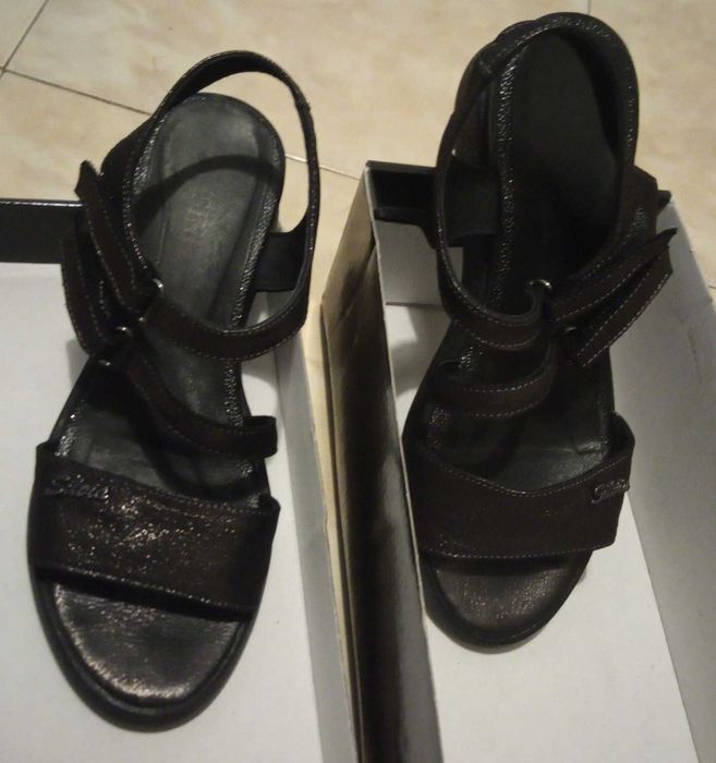 дамски сандали от естествена кожа