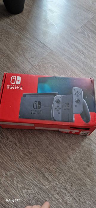Продам Nintendo switch