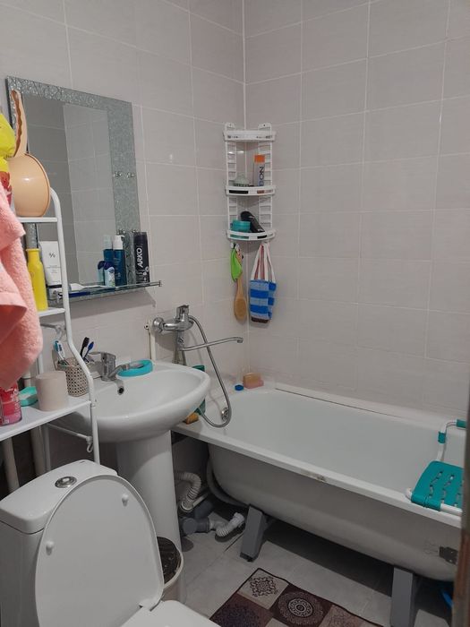 Продаётся 3 комн квартира 18900