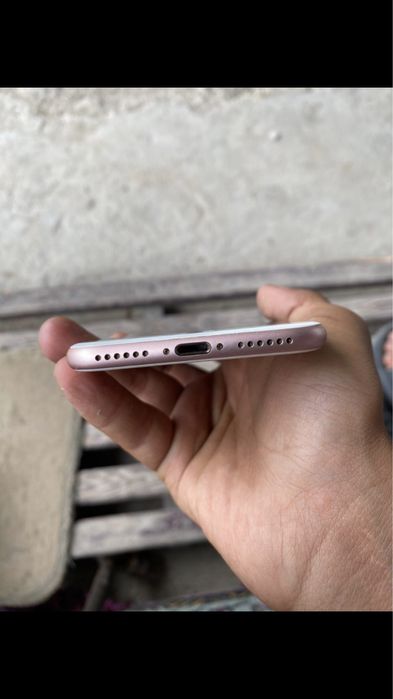 Айфон 7 продаам