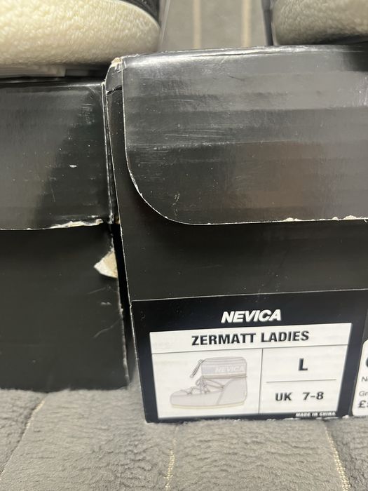 Ghete de zapada Moon Boots