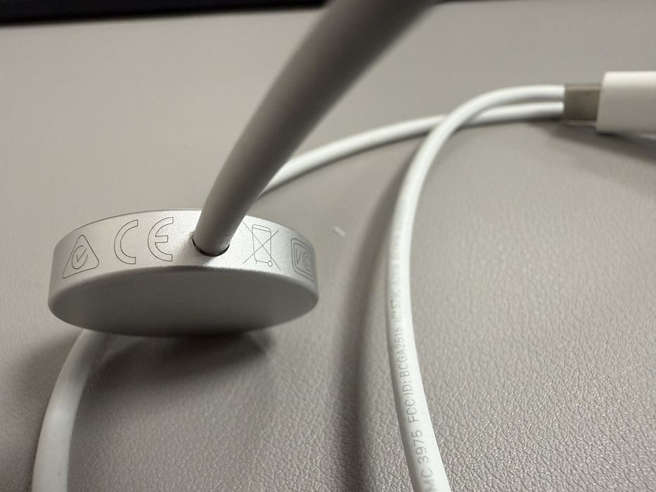 Отигинално бързо зарядно от Apple Watch s7