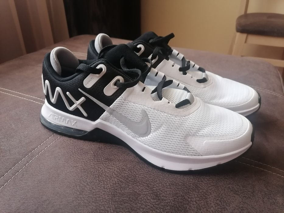 Чисто нови Nike air MAX alpha Trainer 4