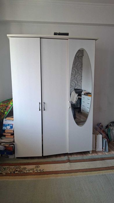 Шкаф в спальню ( гарнитур)