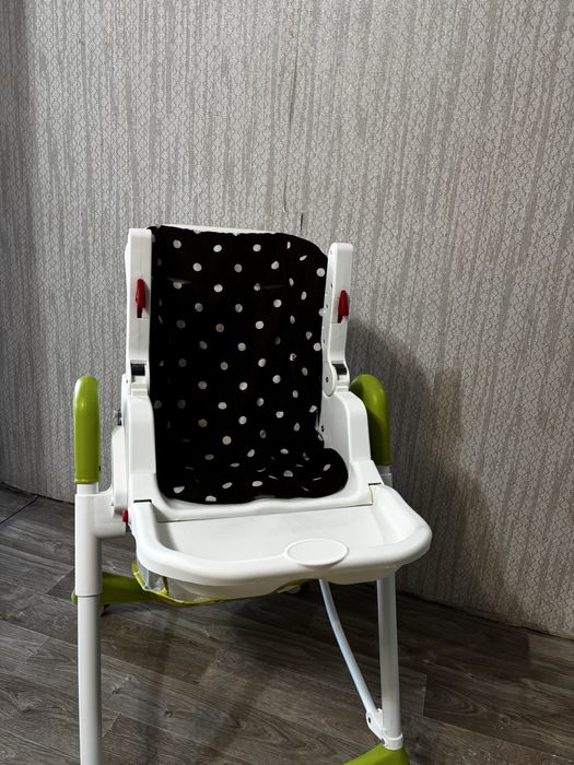 Детский стульчик  для кормления