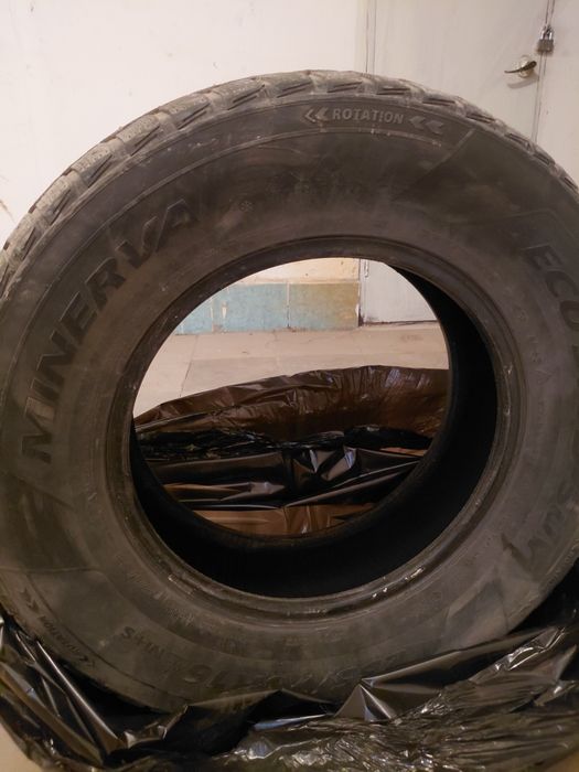 продам зимные шины шипованный