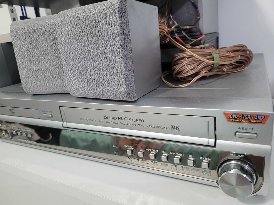 Sistem audio cu boxe