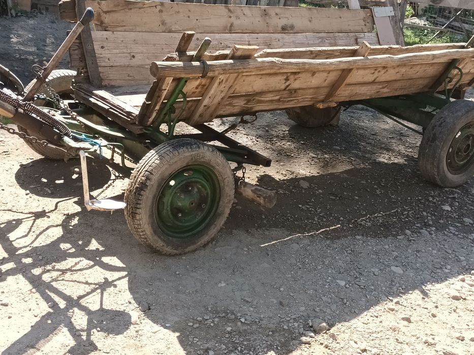 Căruță de vânzare
