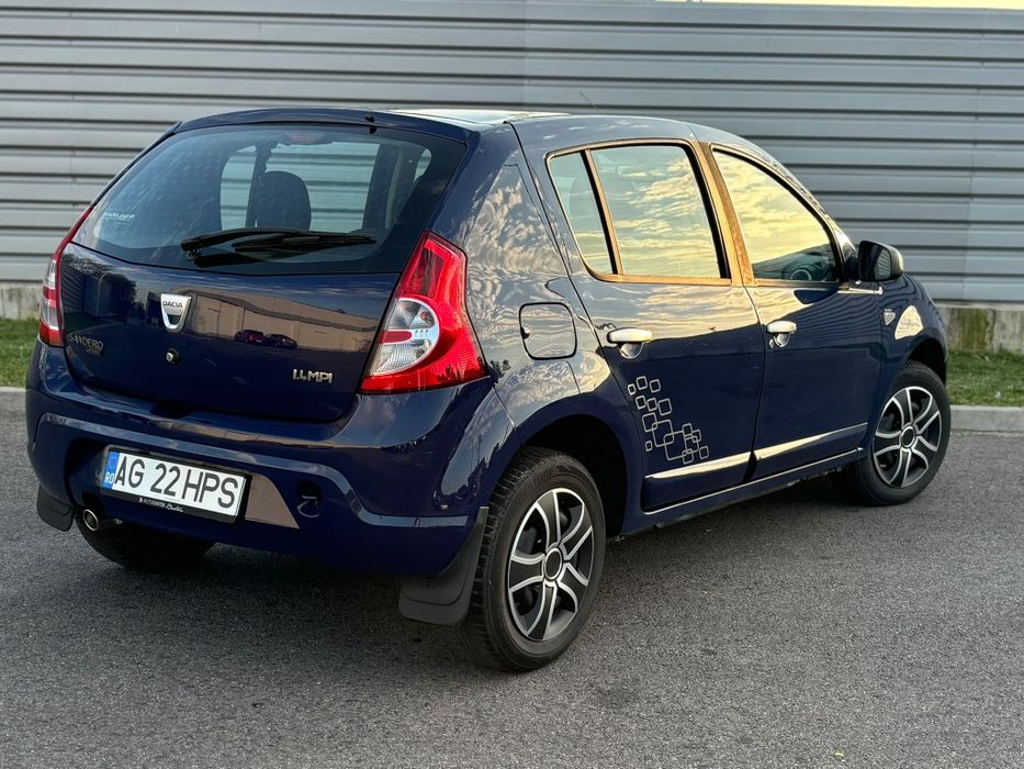 DACIA Sandero 2010 — imagine 3