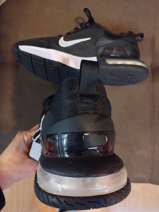 Маратонки Nike номер 41