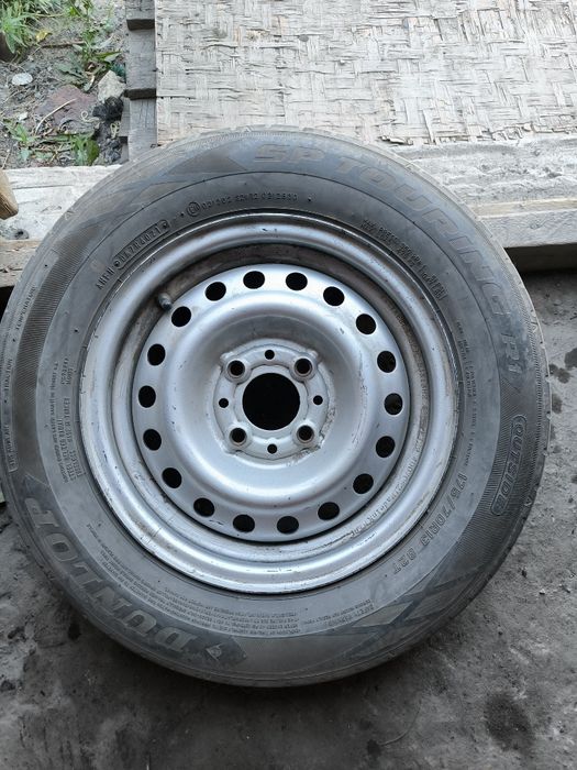 Продам комплект колес