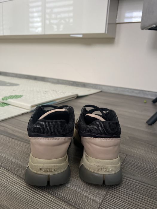 Популярен модел на Furla