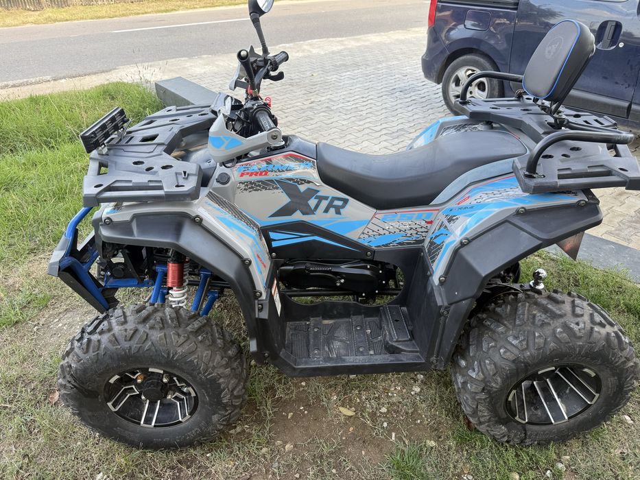 Vand atv de 250 cc cumparat de nou