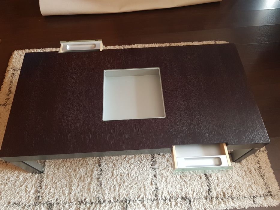 Ниска холна маса