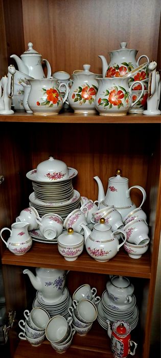 Продам фарфоровые сервизы