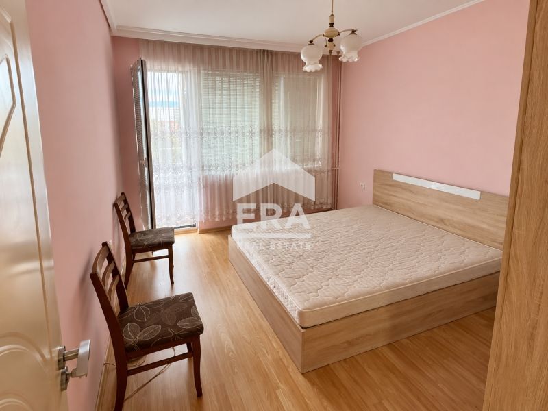 Дава се под наем Тристаен апартамент в Пловдив, Гагарин - 70 кв.м за 500 € - Снимка #11