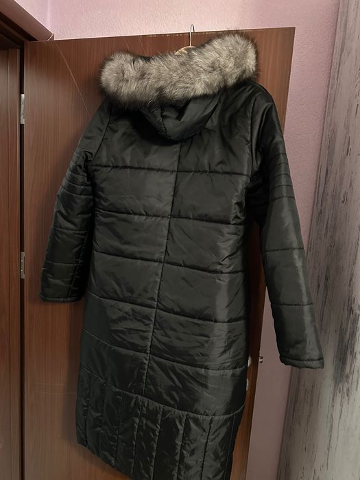 Дълго зимно яке с качулка