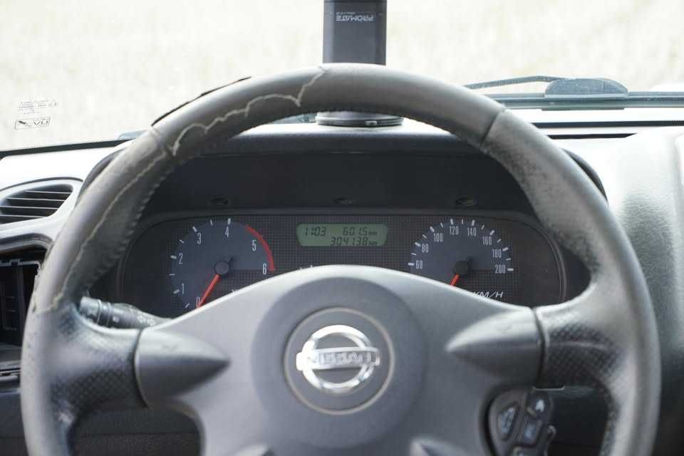 Vand Nissan Terrano II VAN R20