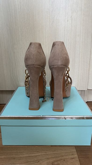 Босаножки женские