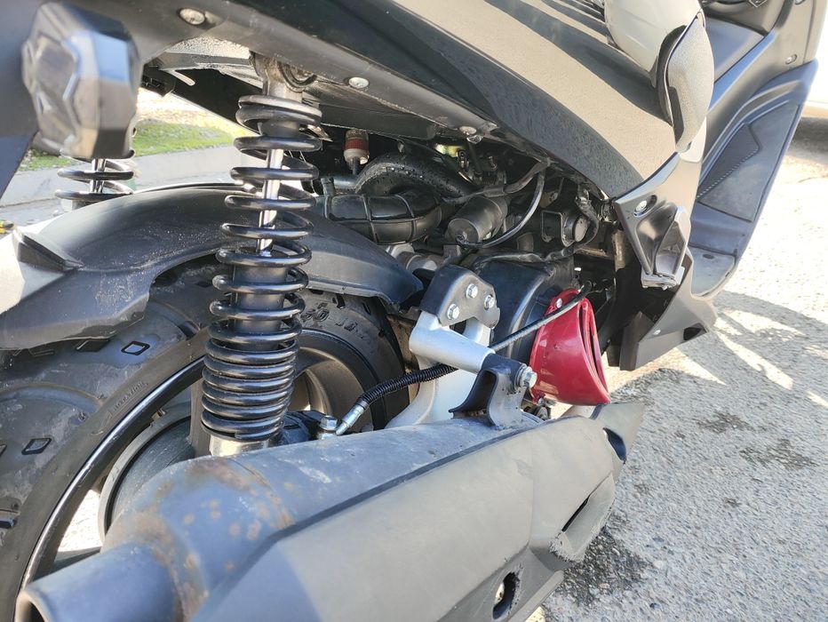 Skuter T-Max Ultra 175 cc