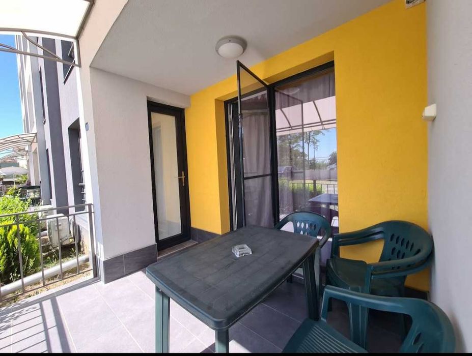 Дава се под наем Двустаен апартамент в Варна, Чайка - 70 кв.м за 450 € - Снимка #2