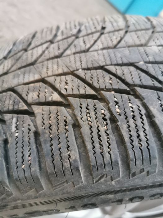 Шины зимние, б/у