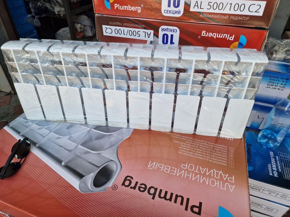 Радиаторы  отопления батареи