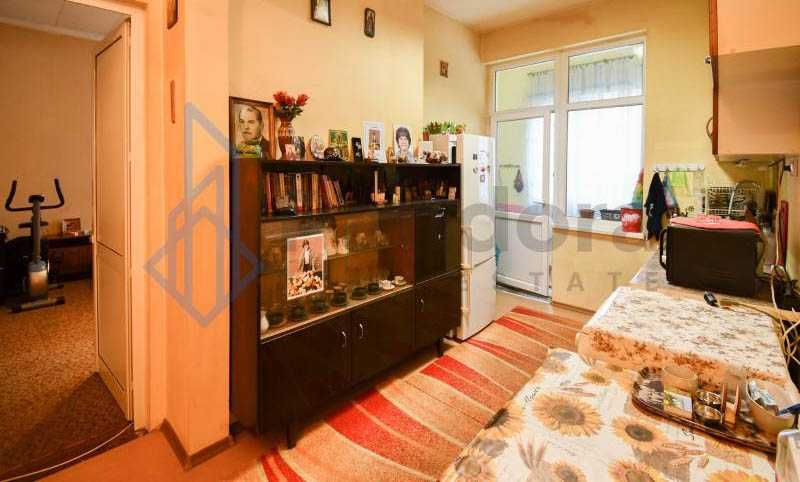 Дава се под наем Тристаен апартамент в София, Център - 83 кв.м за 475 € - Снимка #9