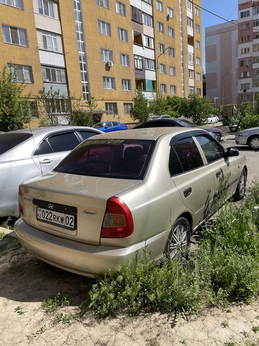 Hyundai accent 1.6