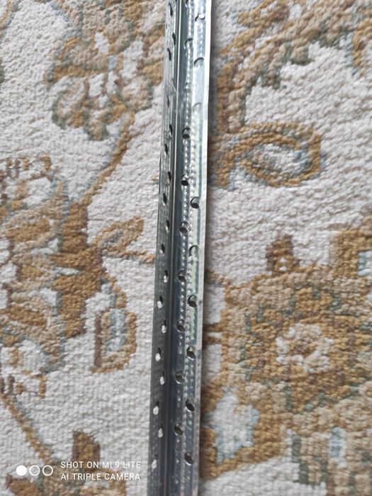 Продам перфоуголки новые